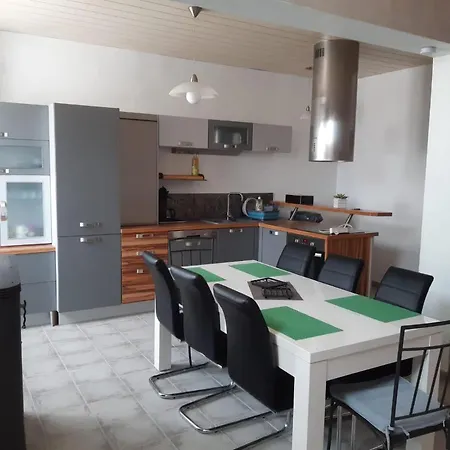 Villa Entier Pres De Mauleon.8/10 Personnes