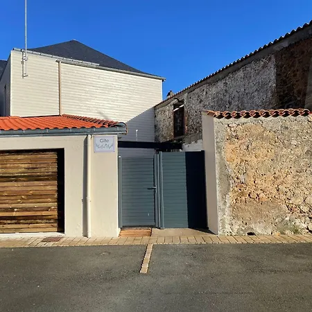 Willa Entier Pres De Mauleon.8/10 Personnes