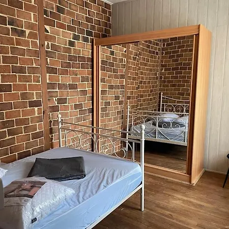 Entier Pres De Mauleon.8/10 Personnes