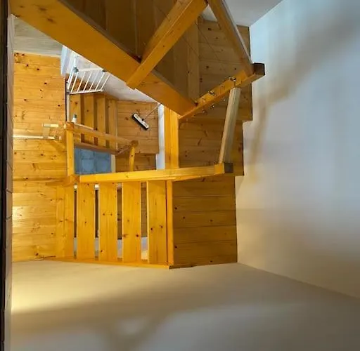 Entier Pres De Mauleon.8/10 Personnes *